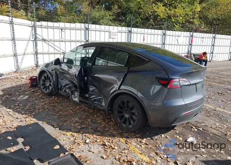 2021 Tesla Model Y Long Range Dual Motor All-Wheel Drive from USA, damaged, VIN 5YJYGAEE8MF144119